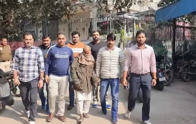 દિલ્હી ટ્રિપલ મર્ડર : ‘ધનવર્ષા’ના બહાને ટ્રિપલ મર્ડર 52 દિલ્હી ટ્રિપલ મર્ડર આરોપી