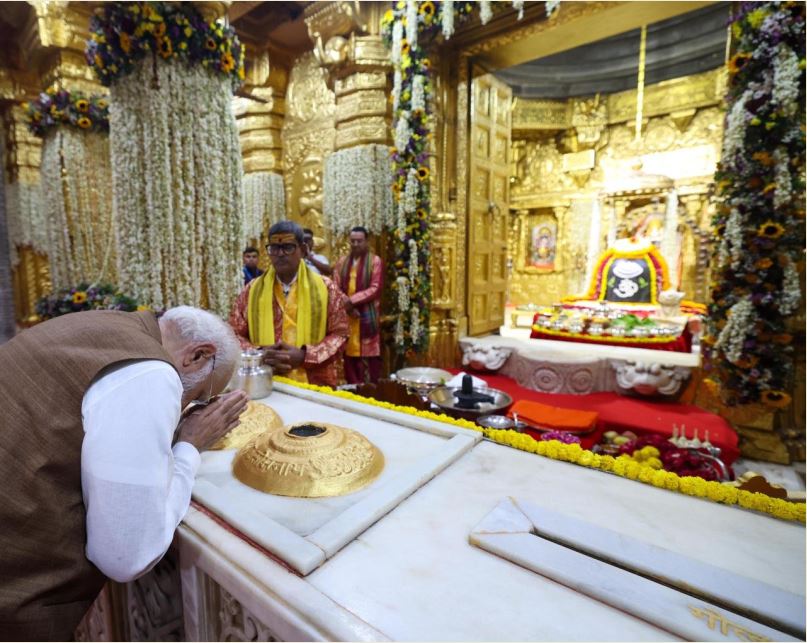સોમનાથ : વિનાશથી વિકાસ સુધીની એ અદમ્ય સફર, જેણે ભારતનું ભાગ્ય બદલી નાખ્યું 53 સોમનાથ