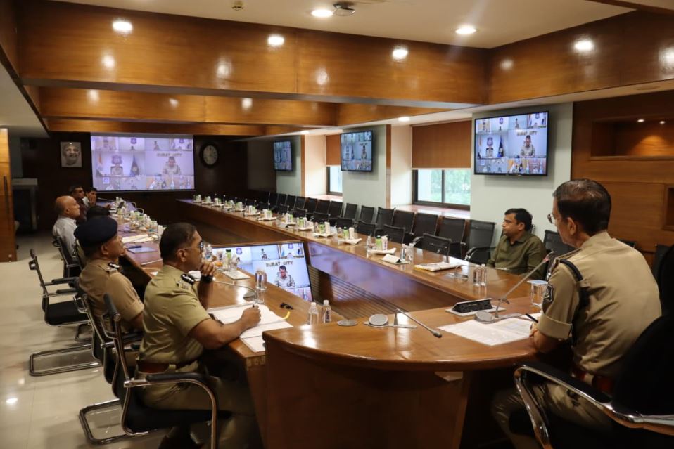 વરસાદી માહોલમાં પણ સુરક્ષા 'ટનાટન', DGP મલિકે આપ્યા ખાસ આદેશો 43 DGP Meeting