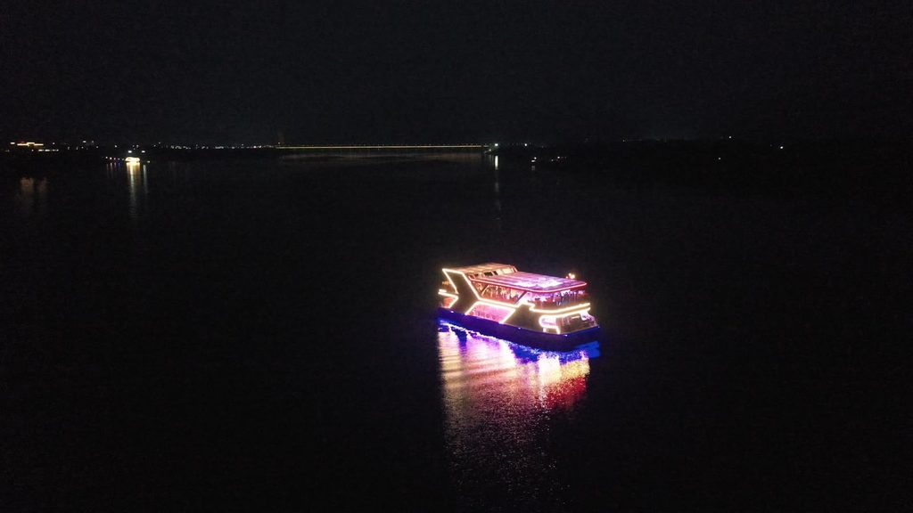 Ekta Cruise : એકતાનગરમાં ₹16 કરોડની ક્રૂઝ તૈયાર! 600 પ્રવાસીઓ માટે શું છે ખાસ? 43 Ekta Nagar Cruise 2